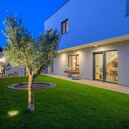 Stella Aurea By Istrialux Villa Peroj