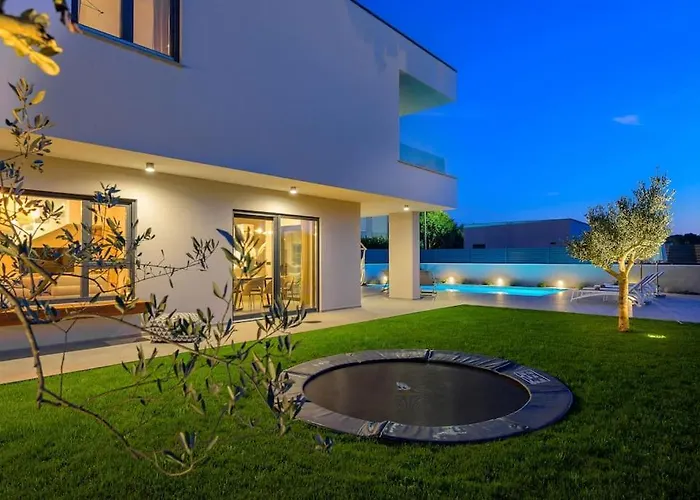 Stella Aurea By Istrialux